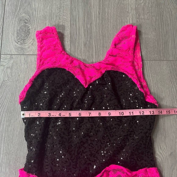 lace and sequins dance costume - Picture 5 of 6